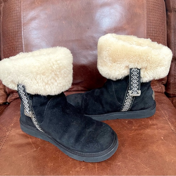 UGG Australia Genuine Suede & Shearling Lined & Trimmed Ankle Boots Size 8 - Picture 8 of 10